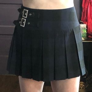 BB DAKOTA Plaid Buckle Mini Skirt, Size 2
